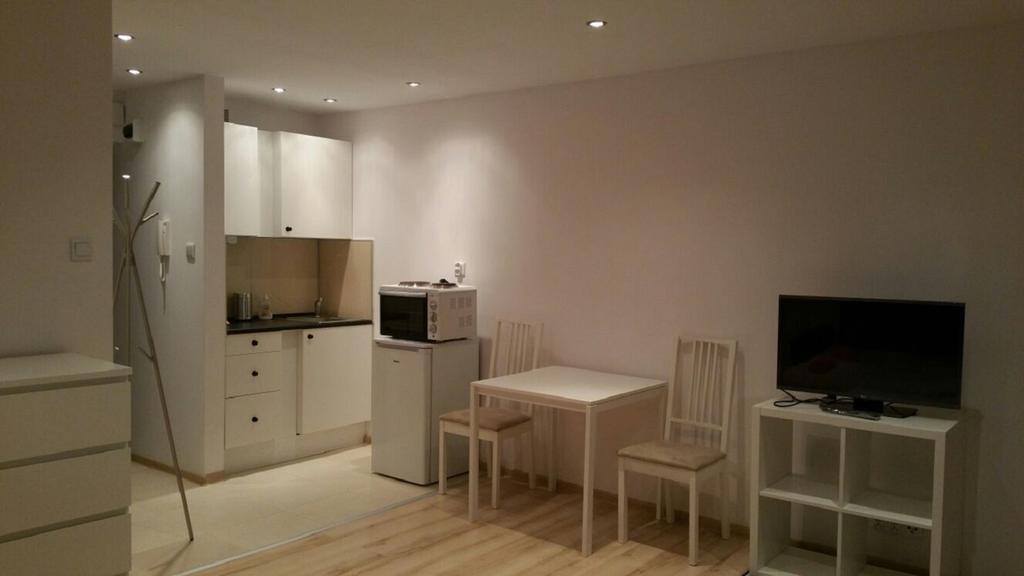 Goodnight Warsaw Apartments - Plac Grzybowski 2 الغرفة الصورة